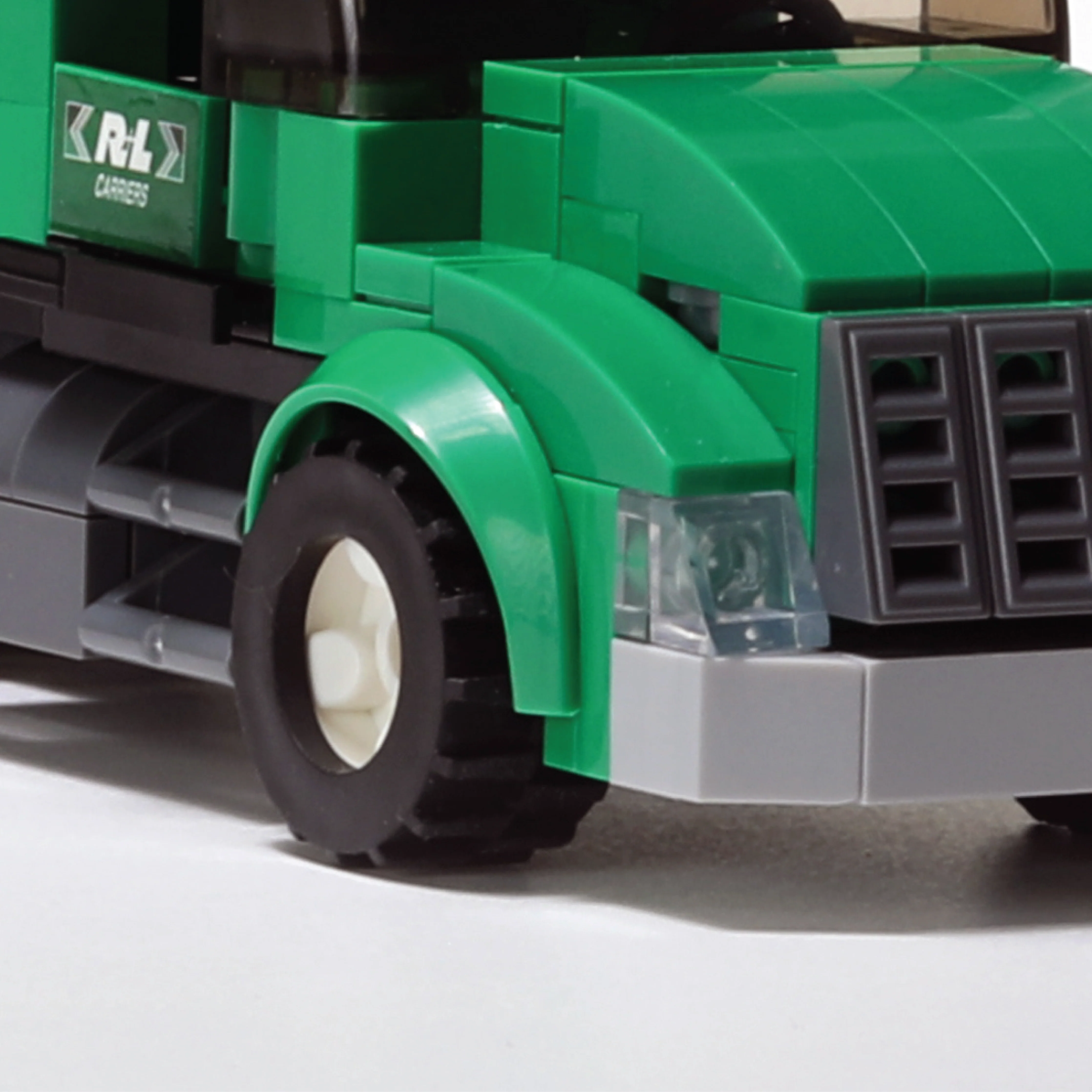 Triple Pup Truck Building Blocks Set - Image 5